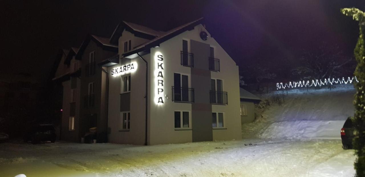 Skarpa Homestay *